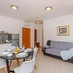 1 Bedroom Awesome In Appartement Klek